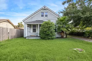 5011 Walker St, Houston, TX 77023 - Photo 1