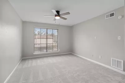 5001 Lamonte Lane #105, Houston, TX 77092 - Photo 9