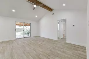 408 Christina Ln, Friendswood, TX 77546 - Photo 5