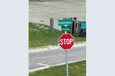 2029 Idyle View, Crystal Beach, TX 77650 - Photo 11