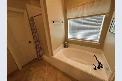 2029 Idyle View, Crystal Beach, TX 77650 - Photo 31