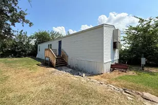 108 Meredino Dr, Anahuac, TX 77514 - Photo 3