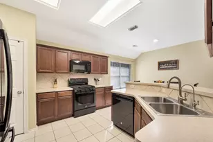 20023 Diamond Hills Ln, Katy, TX 77449 - Photo 9