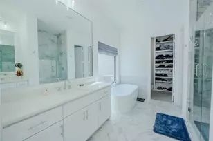 8810 Carousel Ln A, Houston, TX 77080 - Photo 15