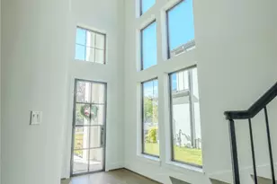 8810 Carousel Ln A, Houston, TX 77080 - Photo 5