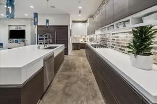 1006 Vista Creek Dr, Sugar Land, TX 77478 - Photo 15