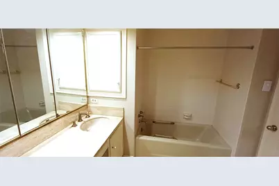 3350 McCue Road #201, Houston, TX 77056 - Photo 17