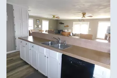 739 Marshall Johnson S, Port Lavaca, TX 77979 - Photo 9