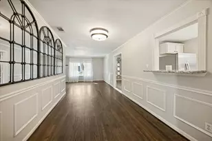 2619 Eastgrove Ln, Houston, TX 77027 - Photo 11