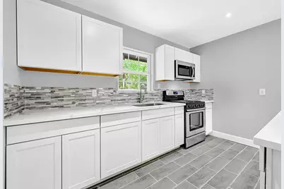 10122 Rockaway Drive, Houston, TX 77016 - Photo 7