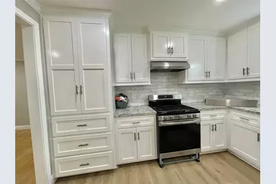 817 N Chenango Street, Angleton, TX 77515 - Photo 7