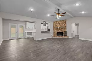 3319 Laurel Fork Dr, Kingwood, TX 77339 - Photo 3