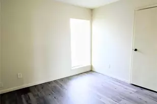 500 Tiki Dr, Tiki Island, TX 77554 - Photo 17