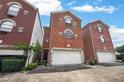 9829 Madeline Alyssa Court, Houston, TX 77025 - Photo 1