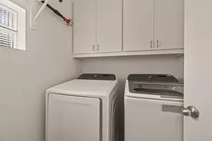 9829 Madeline Alyssa Ct, Houston, TX 77025 - Photo 13