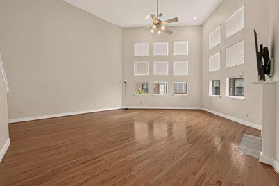 9829 Madeline Alyssa Court, Houston, TX 77025 - Photo 7