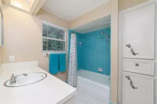 10823 Dunbrook Dr, Houston, TX 77070 - Photo 29