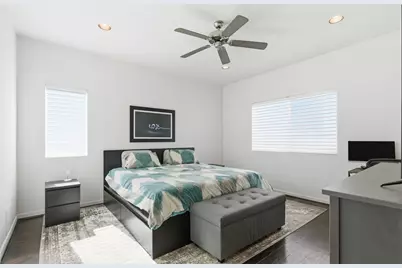 4704 Crawford Street, Houston, TX 77004 - Photo 9