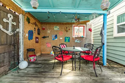 4123 Avenue Q, Galveston, TX 77550 - Photo 9