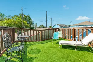 4123 Avenue Q, Galveston, TX 77550 - Photo 11