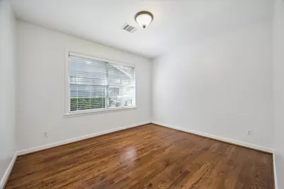 6136 Birdwood Road, Houston, TX 77074 - Photo 11
