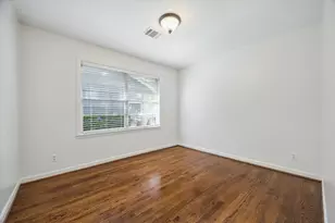 6136 Birdwood Rd, Houston, TX 77074 - Photo 11