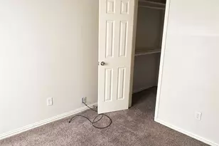 423 Capehill Dr, Houston, TX 77598 - Photo 7