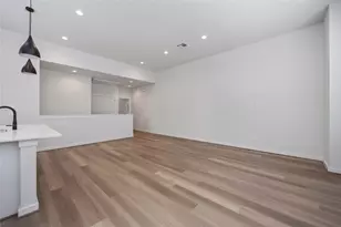 13 Fulton Row Ln, Houston, TX 77076 - Photo 13
