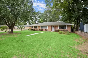 205 Taft Ave, Cleveland, TX 77327 - Photo 1