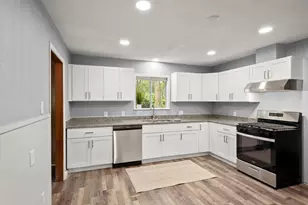 205 Taft Ave, Cleveland, TX 77327 - Photo 7