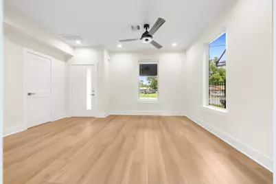1275 Dewalt Street, Houston, TX 77088 - Photo 5