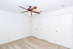 5618 Savannah Woods Ln, Rosharon, TX 77583 - Photo 17