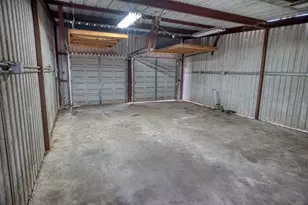 308 County Rd 893B, Angleton, TX 77515 - Photo 9