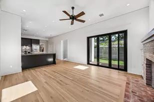 1203 Heights Blvd, Houston, TX 77008 - Photo 11