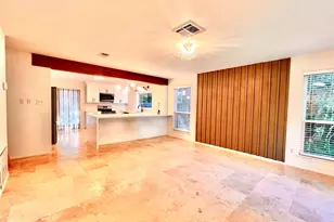 23 Dellforest Ct, The Woodlands, TX 77381 - Photo 9