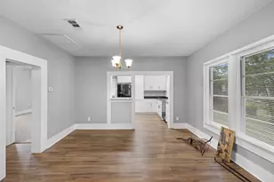 806 Plum St, Caldwell, TX 77836 - Photo 9