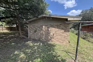 362 Co Rd 857, Buna, TX 77612 - Photo 7