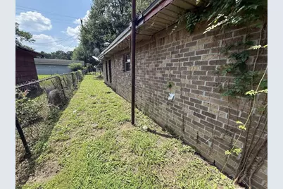 362 County Road 857, Buna, TX 77612 - Photo 5