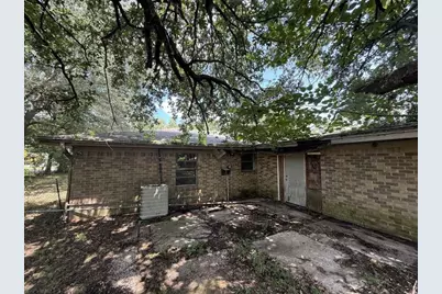 362 County Road 857, Buna, TX 77612 - Photo 11
