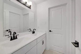 13724 Pamela Belle Path, Conroe, TX 77306 - Photo 25
