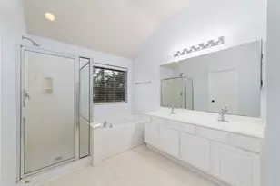 19311 Scarlet Cove Dr, Tomball, TX 77375 - Photo 15