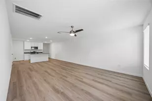 4820 Peanut Butter and Jelly Dr, Houston, TX 77048 - Photo 7