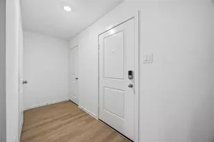 4820 Peanut Butter and Jelly Dr, Houston, TX 77048 - Photo 3