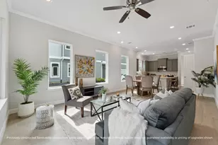 1526 W 34th St, Houston, TX 77018 - Photo 9
