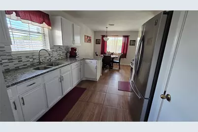 4503 Buckleridge Road, Houston, TX 77053 - Photo 15