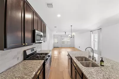 1617 Park Promenade Place, Houston, TX 77047 - Photo 13