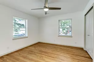 8331 Waterbury Dr, Houston, TX 77055 - Photo 19