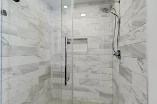 8331 Waterbury Dr, Houston, TX 77055 - Photo 29