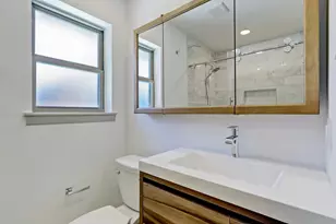 8331 Waterbury Dr, Houston, TX 77055 - Photo 27