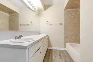 2403 Pecan Wood Ln, Rosenberg, TX 77471 - Photo 17